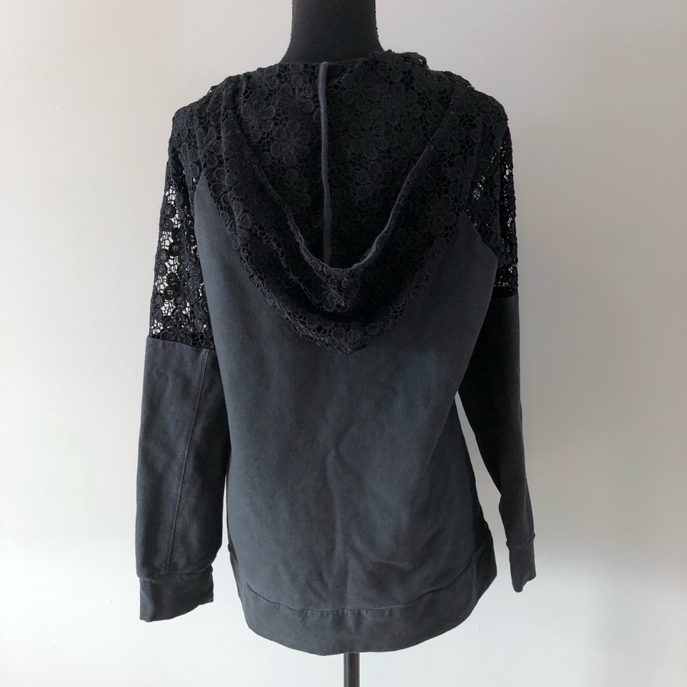 Women’s Rufen Charcoal Gray & Black Lace detail Sweatshirt size L - Picture 5 of 10